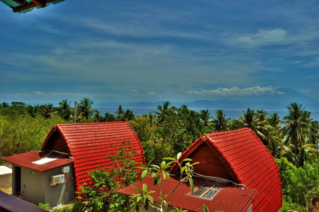 Petak Cottage Toyapakeh Buitenkant foto